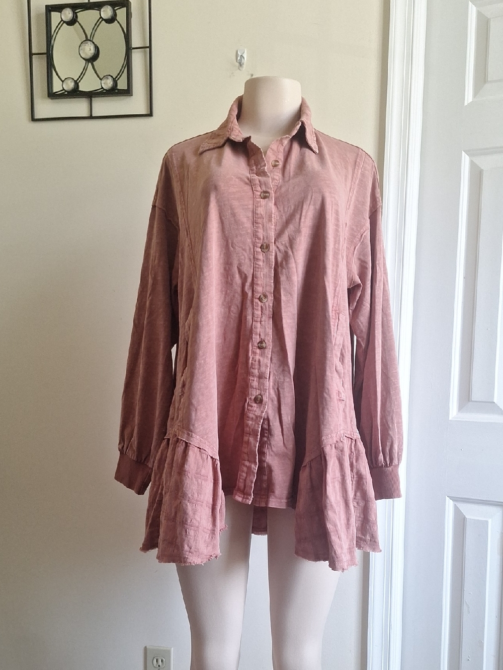 Easel Peplum Antique Rose Hem Style Cotton button-front Shirt Easel Size M - Picture 3 of 13